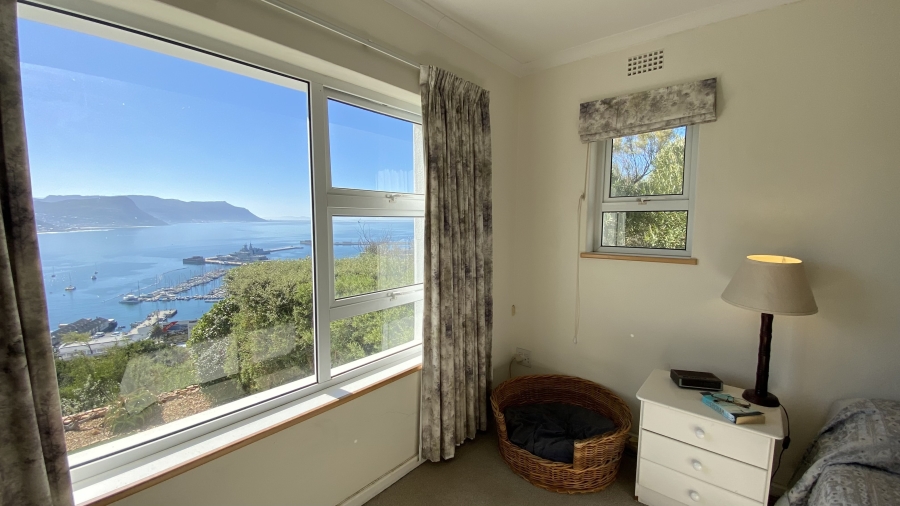 5 Bedroom Property for Sale in Simons Kloof Western Cape